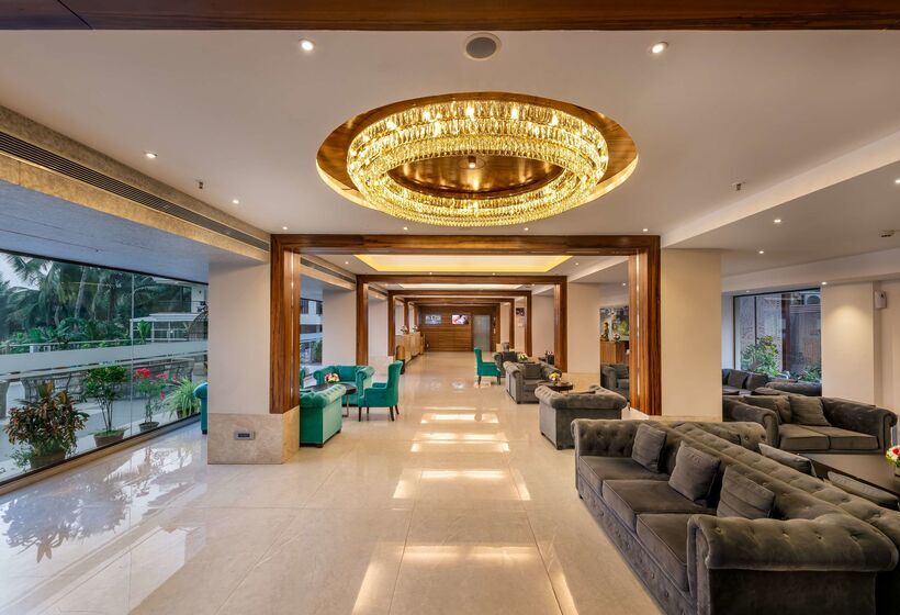 Отель Golden Tulip Candolim, Goa