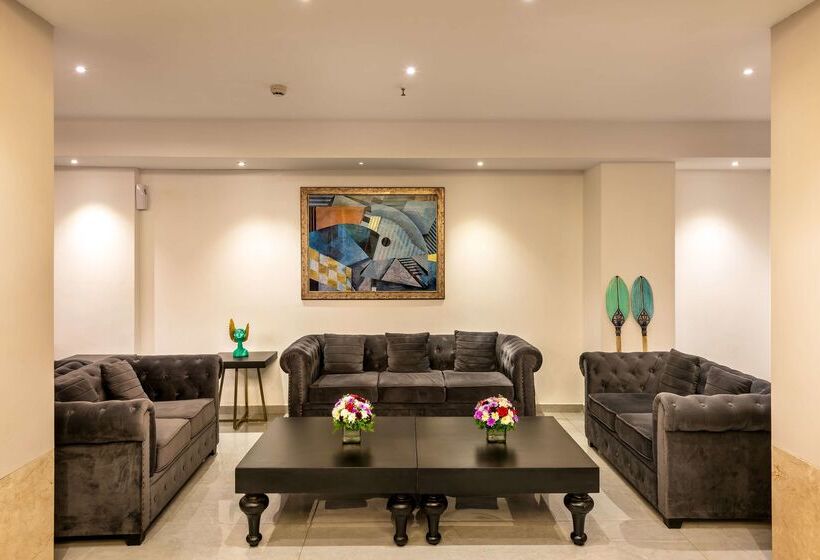 Отель Golden Tulip Candolim, Goa