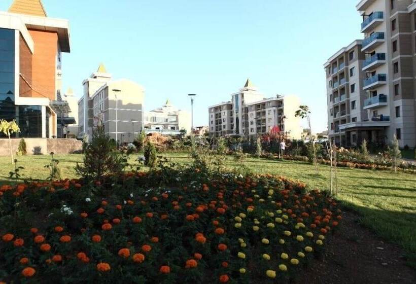 酒店 Grand Ozgul Thermal Holiday Village