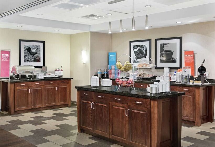 هتل Hampton Inn Columbus / South   Fort Benning