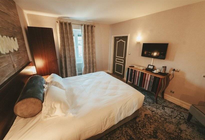 Отель Château De La Barge