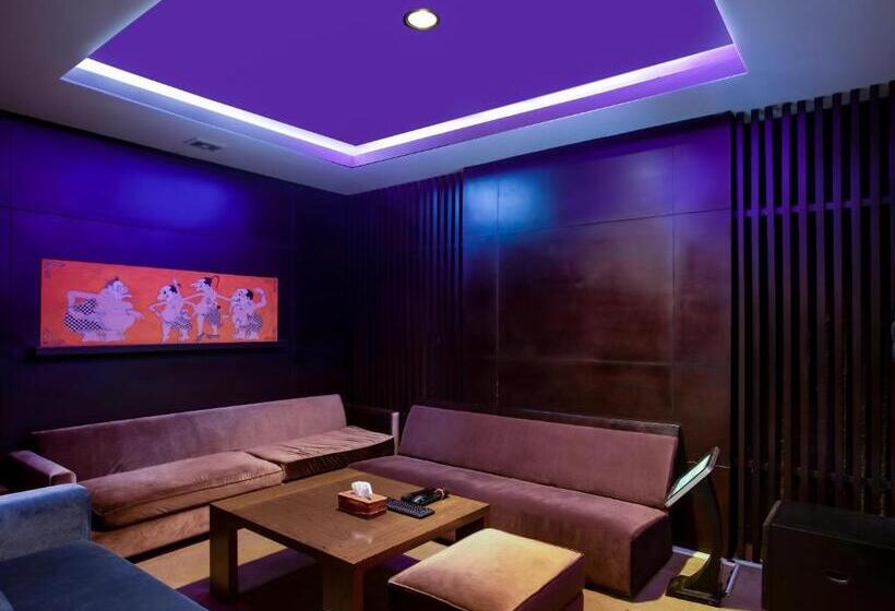 Jambuluwuk Malioboro Hotel Yogyakarta