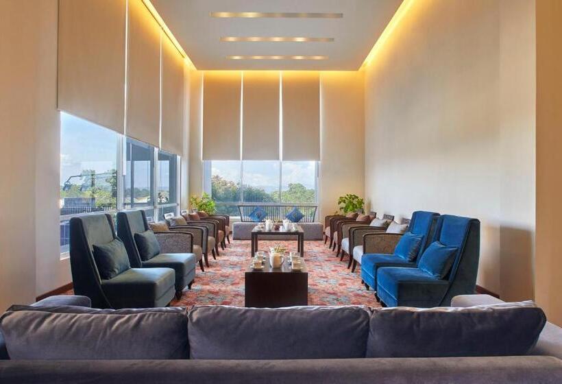 Jambuluwuk Malioboro Hotel Yogyakarta