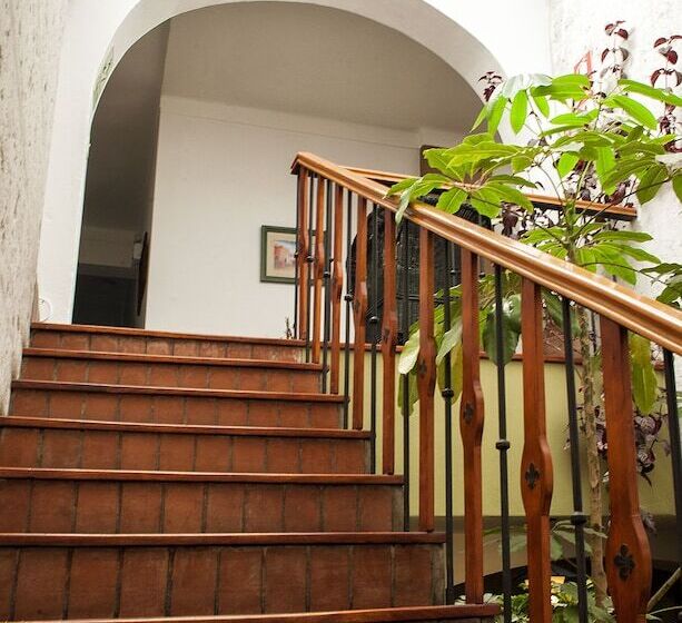 בית מלון כפרי La Hosteria Boutique