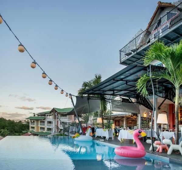 ホテル La Suite Villa