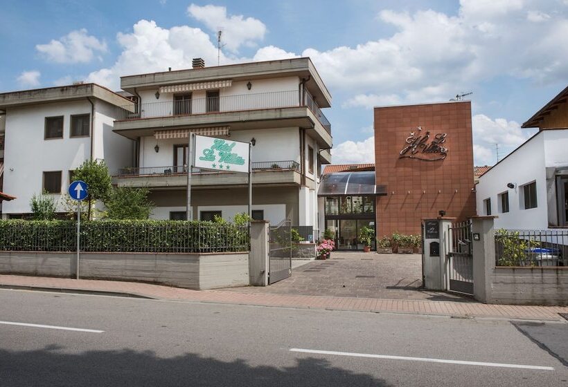 בית מלון כפרי La Villetta