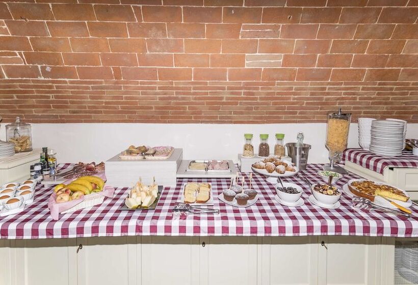 Отель Le Sodole Country Resort & Golf