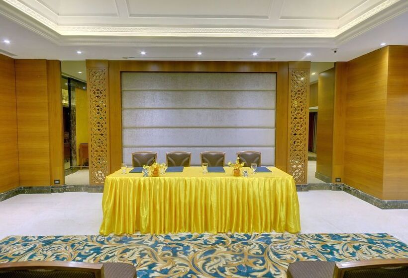 酒店 Lemon Tree Premier “the Atrium” Ahmedabad