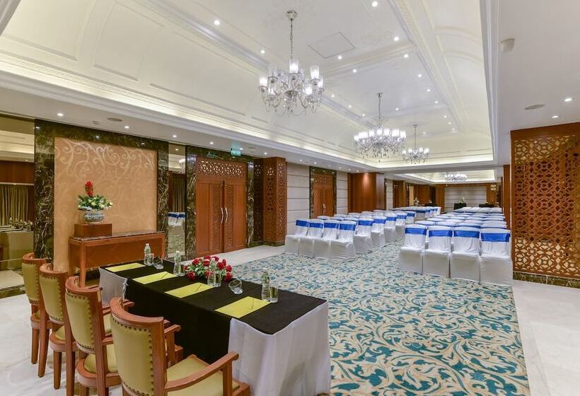 酒店 Lemon Tree Premier “the Atrium” Ahmedabad