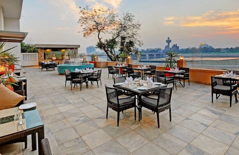 酒店 Lemon Tree Premier “the Atrium” Ahmedabad