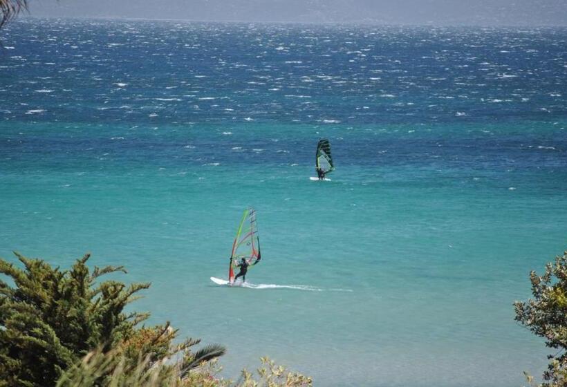 ホテル Lewisrooms Domo