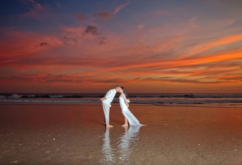 ホテル Lv8 Resort