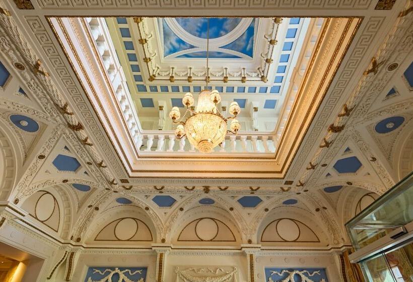 فندق Manor House Country