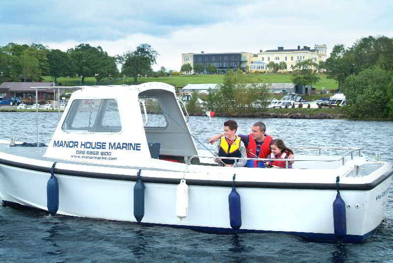 فندق Manor House Country