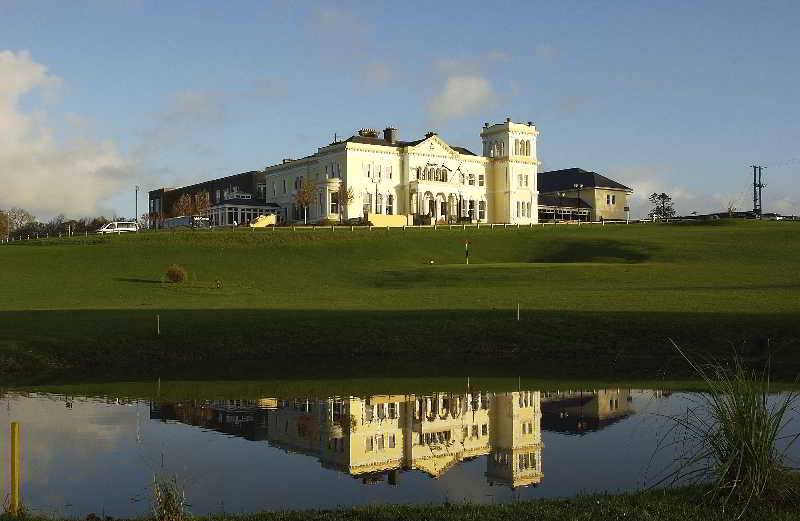 فندق Manor House Country