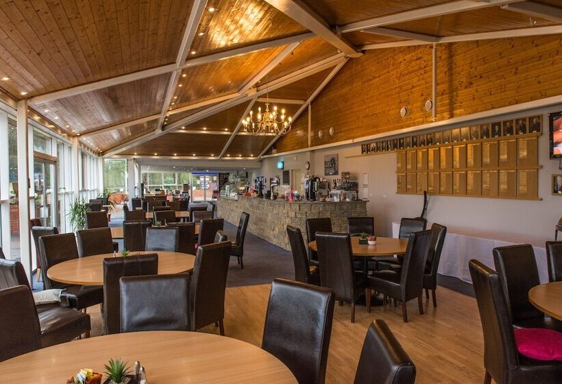 Manor Of Groves Hotel, Golf & Health Club
