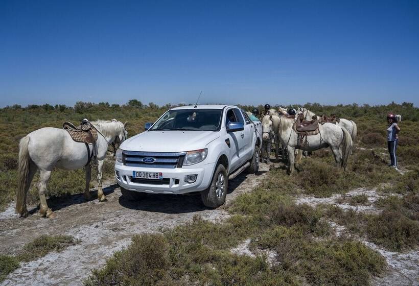 ホテル Mas De Calabrun