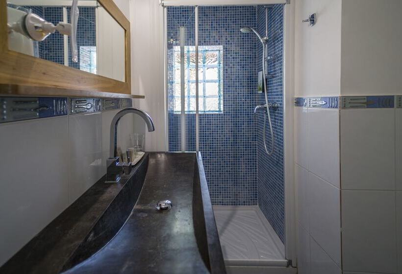 ホテル Mas De Calabrun