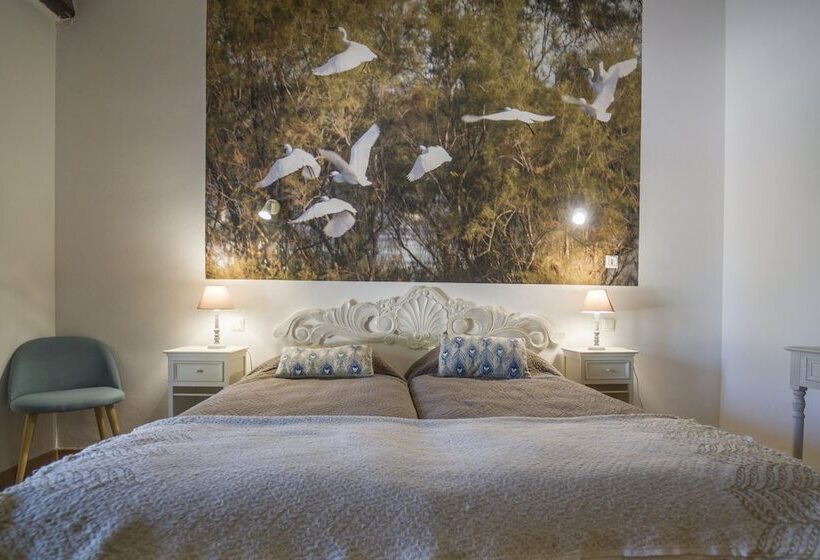 ホテル Mas De Calabrun