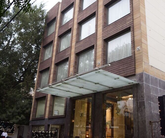 ホテル Mint Oodles