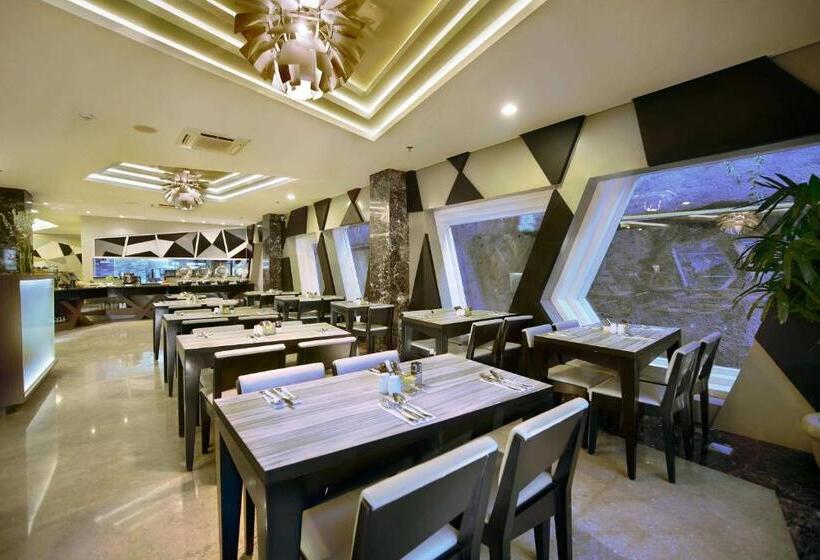 酒店 Neo Kuta Jelantik