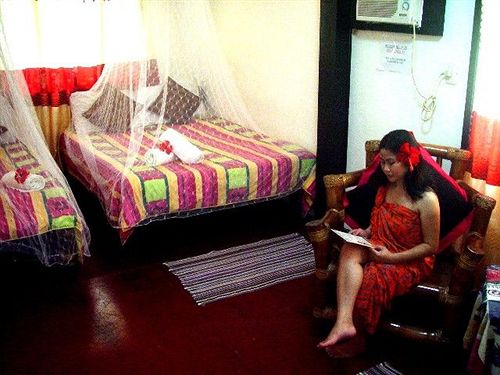 בית מלון כפרי Niu Ohana Garden Resort