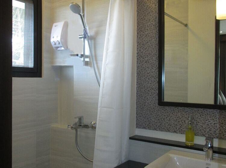 Hotel One Crescent Place