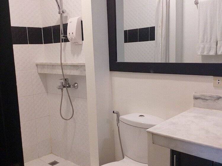 Hotel One Crescent Place