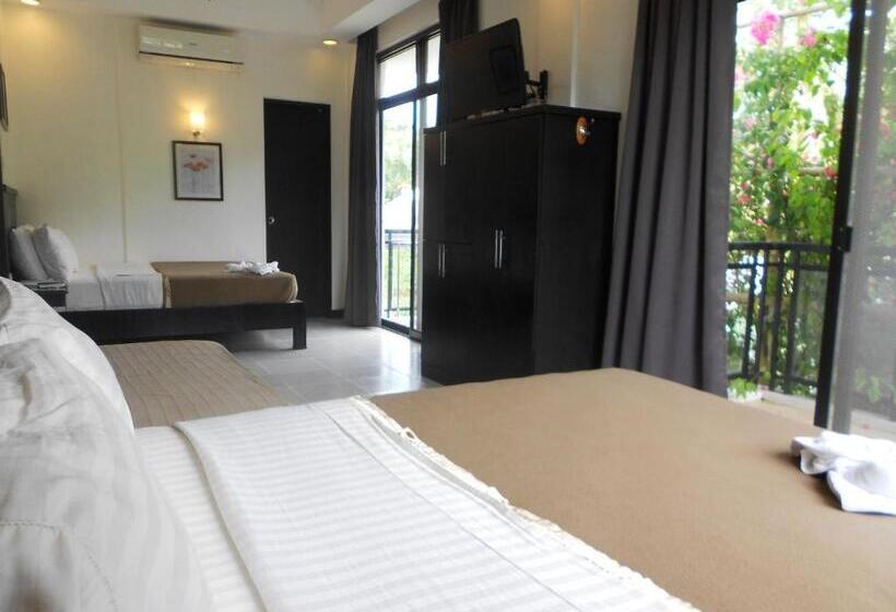 Hotel One Crescent Place