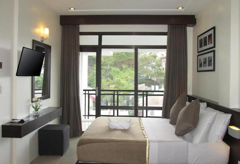 Hotel One Crescent Place