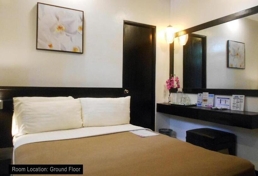 Hotel One Crescent Place