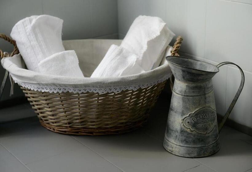 ホテル Ostello Verbania