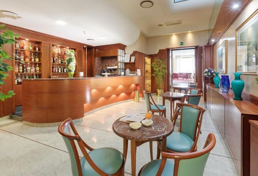 בית מלון כפרי Palace