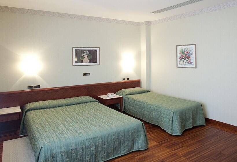 בית מלון כפרי Palace