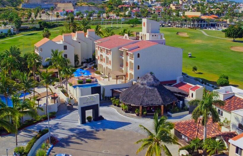 هتل Park Royal Homestay Los Cabos