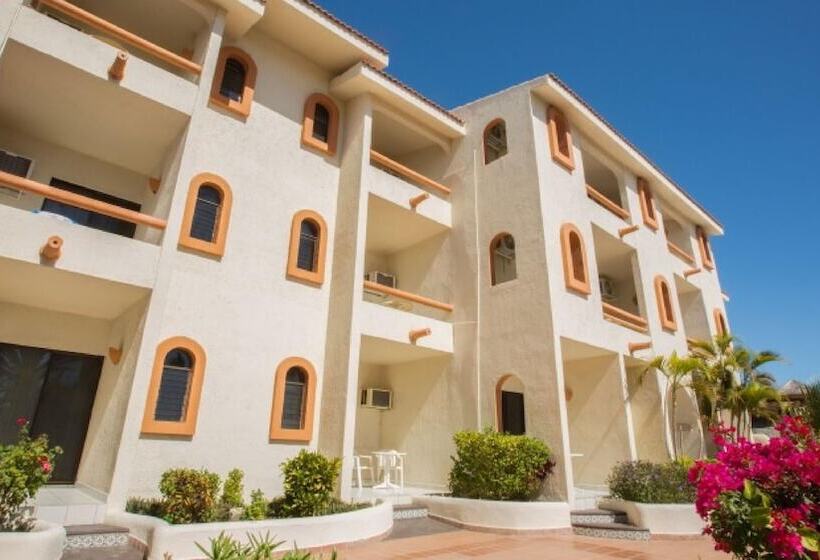 هتل Park Royal Homestay Los Cabos