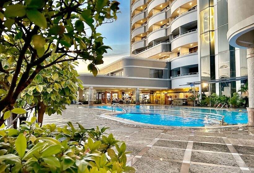 Planet Holiday Hotel & Residence