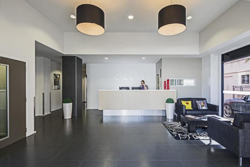 Отель Quest Albany Serviced Apartments