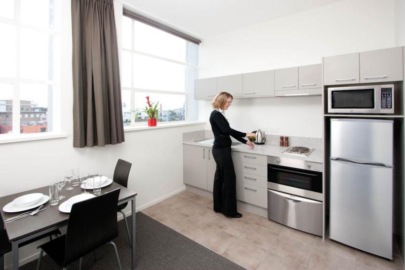 هتل Quest New Plymouth Serviced Apartments