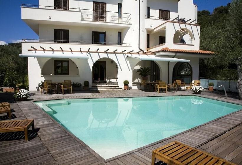 교외 호텔 Le Piane