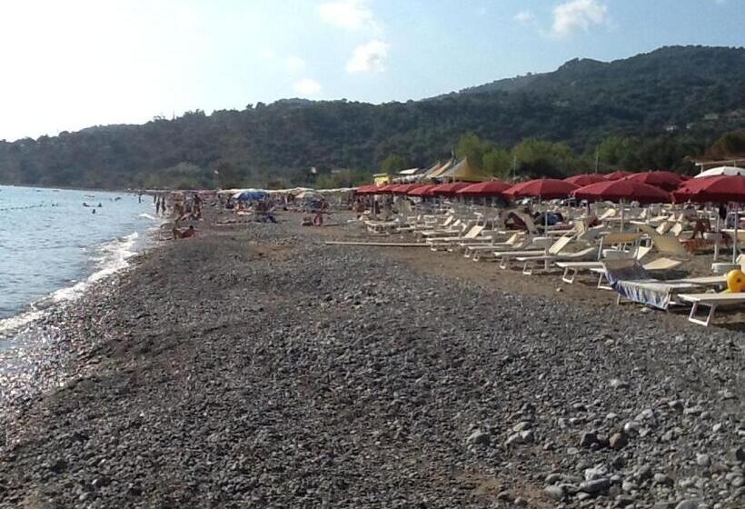 교외 호텔 Le Piane