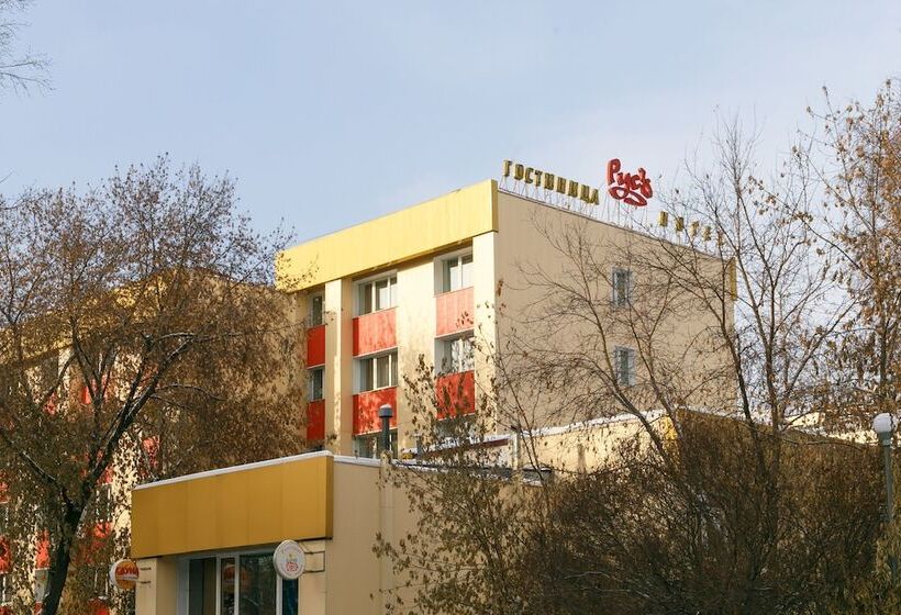 Отель Rus