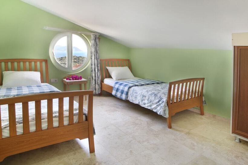 בית מלון כפרי Saylam Suites