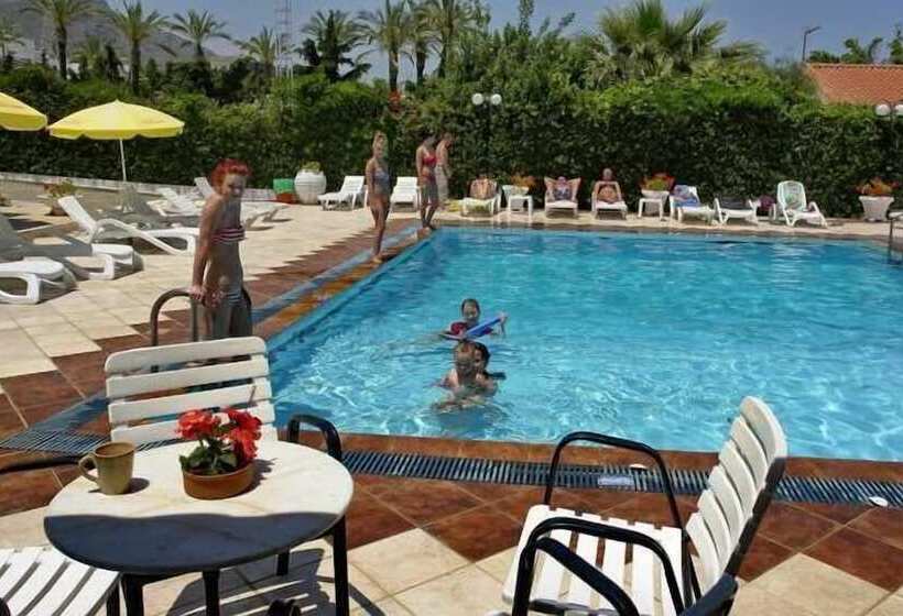 فندق Sun And Sea Apartments