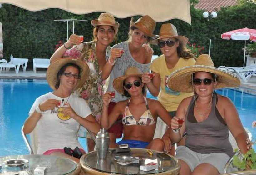 فندق Sun And Sea Apartments