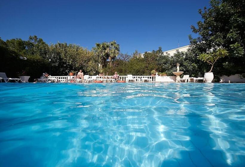 فندق Sun And Sea Apartments