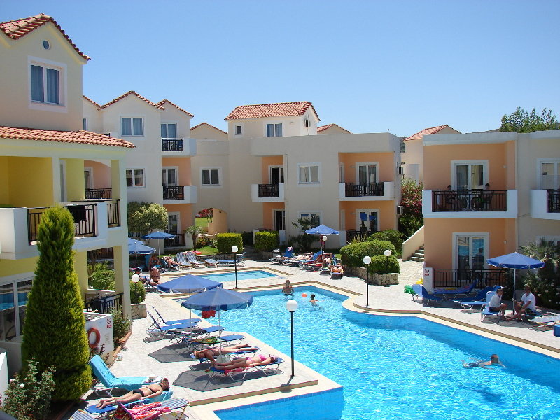 ホテル Sunset Suites