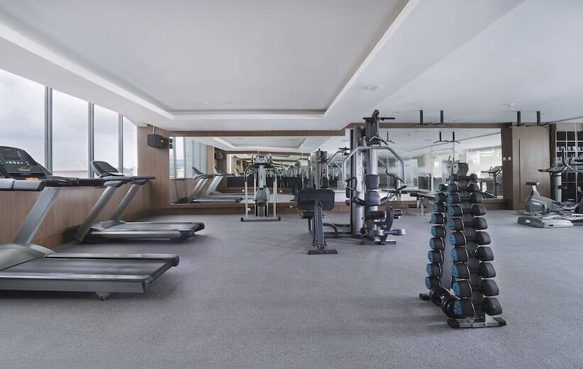 Swiss Belhotel Harbour Bay