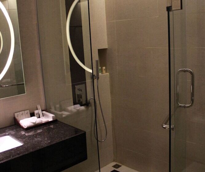 Swiss Belhotel Harbour Bay