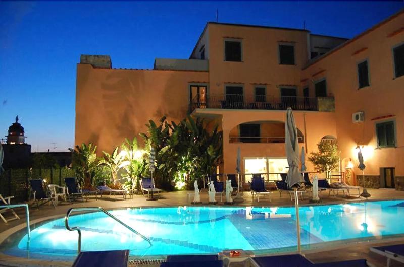 فندق Terme Rosaleo